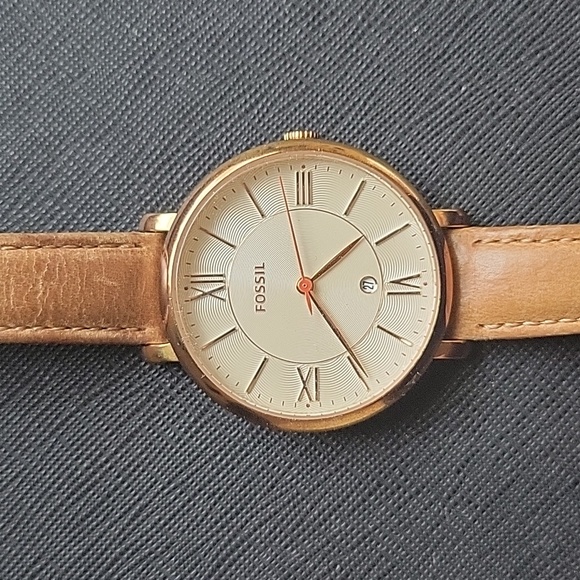 Fossil Watch - Picture 2 of 2